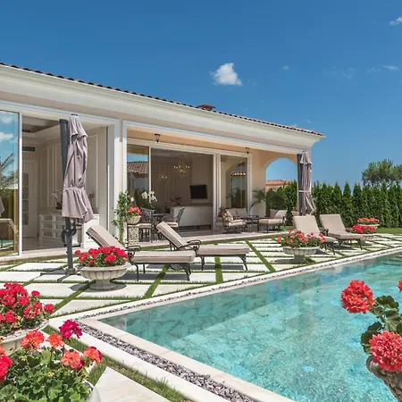 Dolce Villa Slantchev Briag